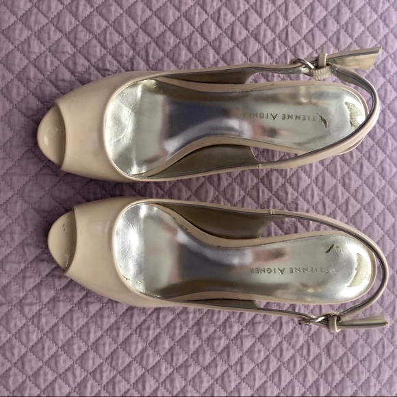 ETIENNE AIGNER - Picture 3 of 6